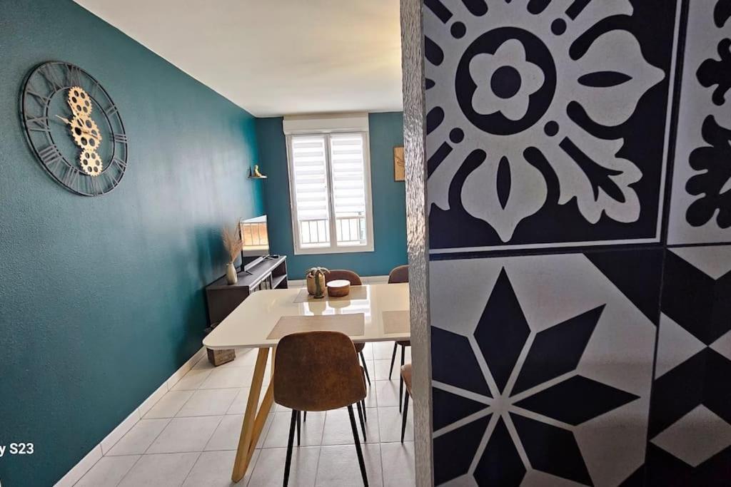 Appartement Calme Liévin Exterior foto